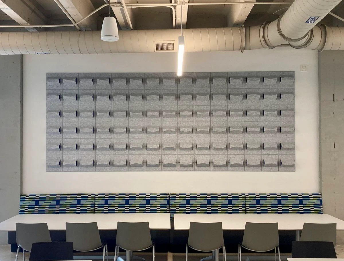 Saddle-Down Wall Tile