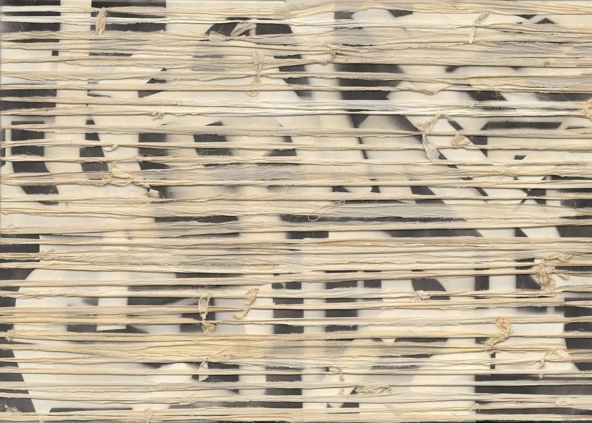 Silk Text Nest