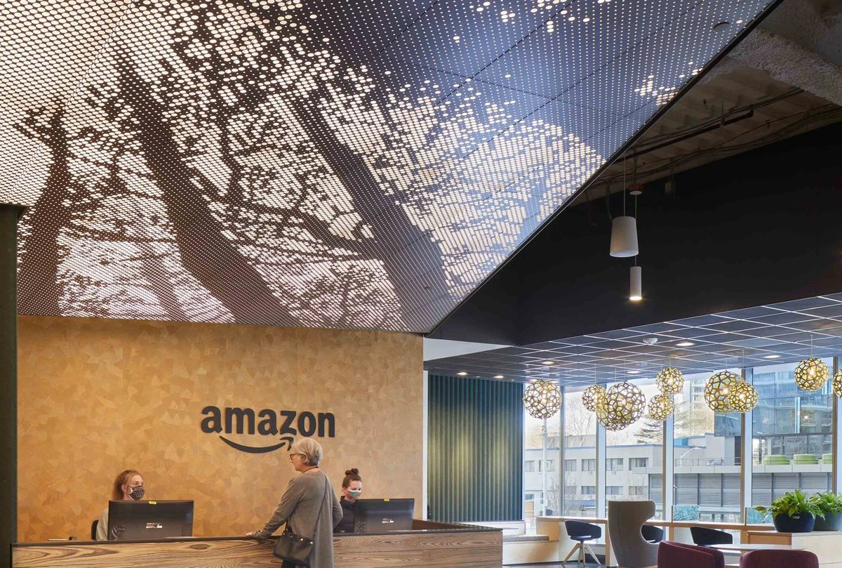 Vapor® Graphic Perf®