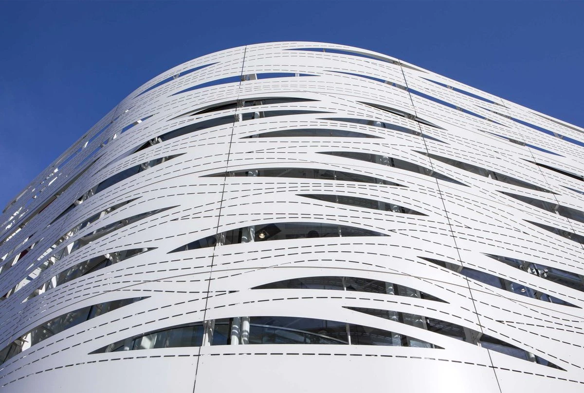 Graphic Perf® Solutions Exterior