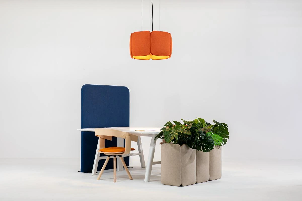 BuzziChicle Planter